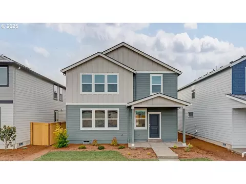 2792 Chickadee Ln, Woodburn, OR 97071