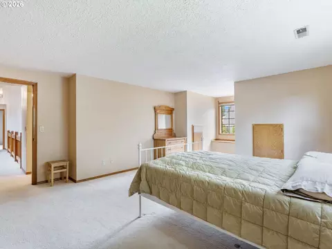 Bedroom - 2930 SW Brixton Ave, Gresham, OR 97080 photo 11 of 11