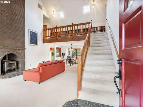 Entry Way - 2930 SW Brixton Ave, Gresham, OR 97080 photo 1 of 4