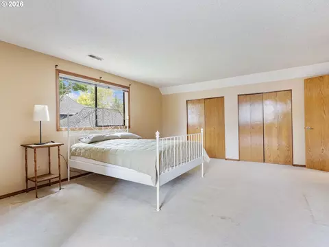 Bedroom - 2930 SW Brixton Ave, Gresham, OR 97080 photo 10 of 11