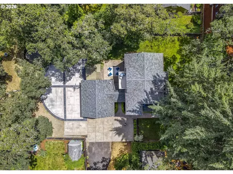 View/Area - 1359 Hammock St, Eugene, OR 97401 photo 1 of 1