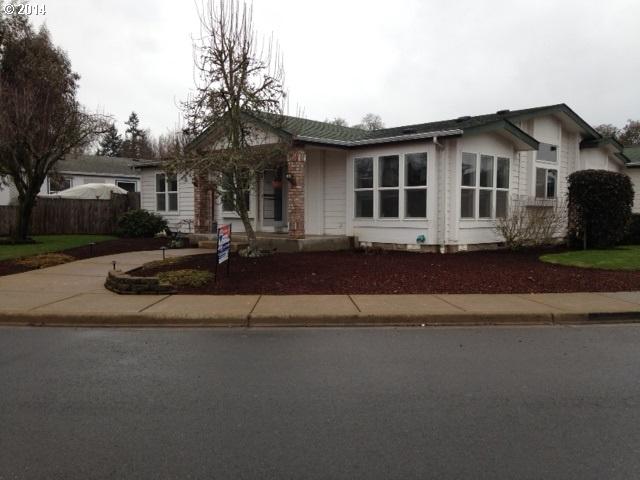 4830 Sedona Dr, Eugene, OR 97404 photo 1