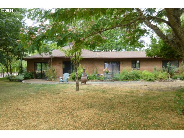 4015 Eagle Valley RD, Yoncalla, OR 97499 photo 1
