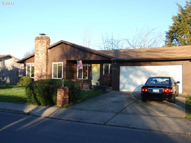 2033 Aldabra St, Eugene, OR 97402 photo 1