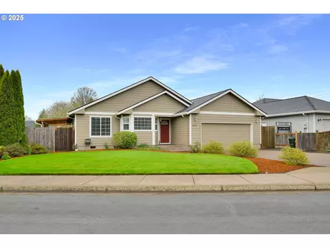88084 Natalie Ln, Veneta, OR 97487