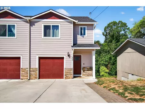 445 S 4th St, Saint Helens, OR 97051