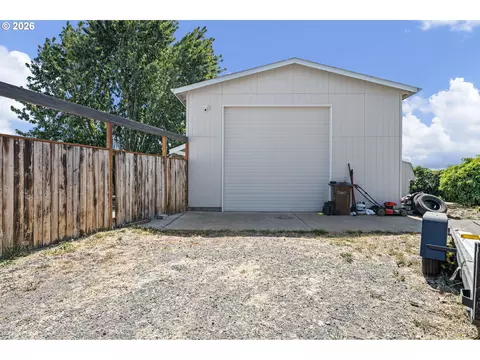 Other - 4923 Morely Loop, Eugene, OR 97402 photo 5 of 10