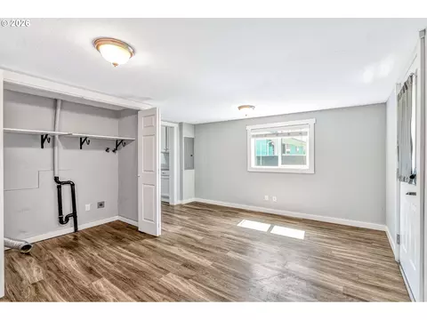 Other - 1629 7th Ave, Longview, WA 98632 photo 4 of 19