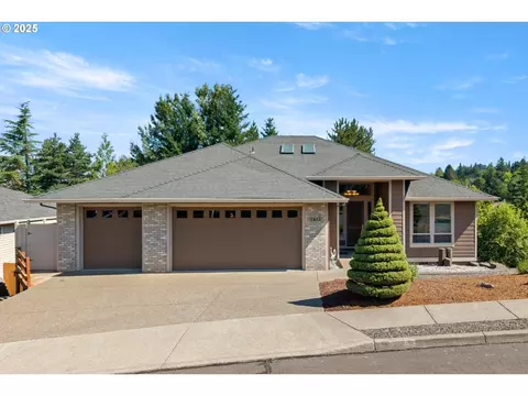 1815 SW 32nd St, Gresham, OR 97080