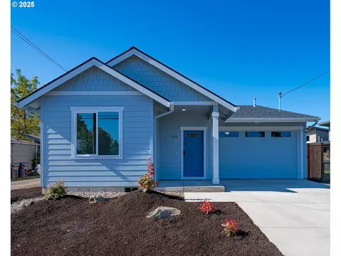 306 19th St, Springfield, OR 97477