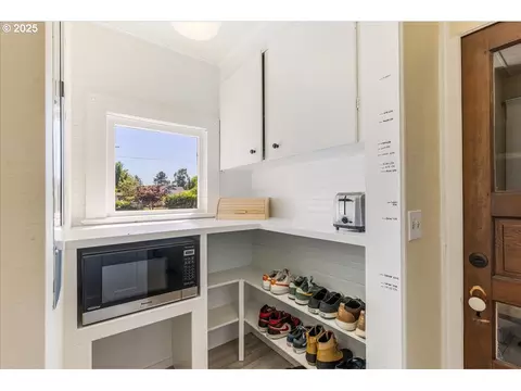 Other - 1212 E 6th St, Newberg, OR 97132 photo 1 of 3