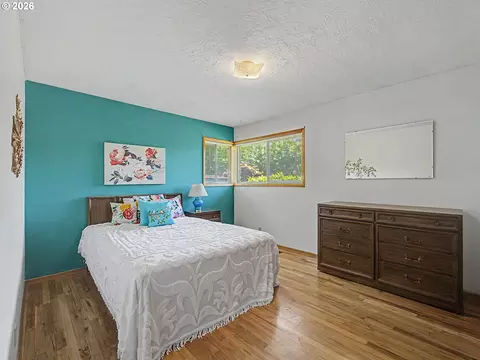 250 SE Juniper Ave, Gresham, OR 97080 photo 24