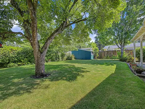 250 SE Juniper Ave, Gresham, OR 97080 photo 40