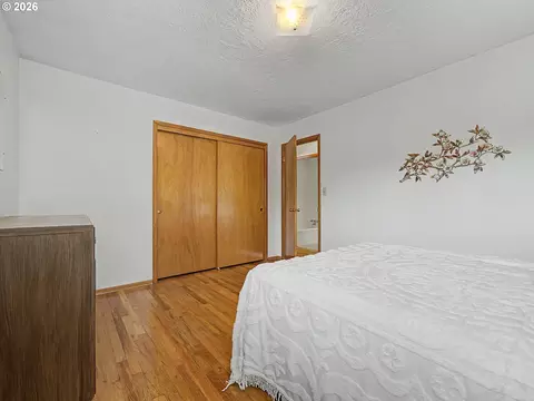 250 SE Juniper Ave, Gresham, OR 97080 photo 25