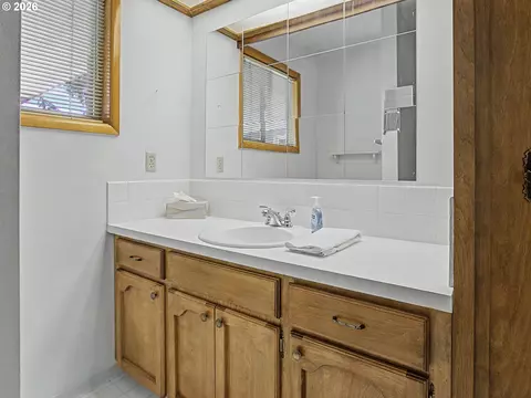 250 SE Juniper Ave, Gresham, OR 97080 photo 30