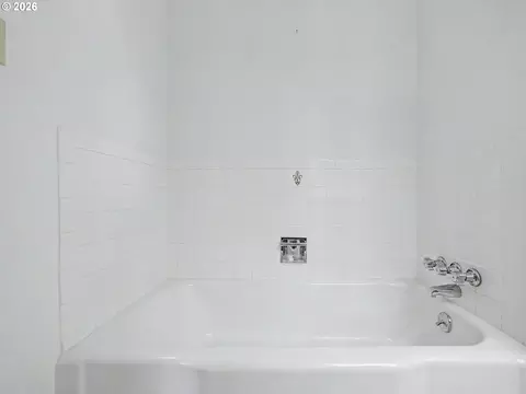250 SE Juniper Ave, Gresham, OR 97080 photo 32