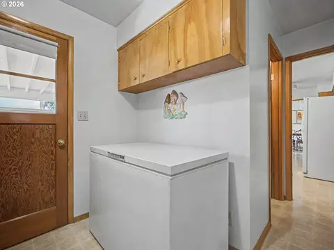 250 SE Juniper Ave, Gresham, OR 97080 photo 33
