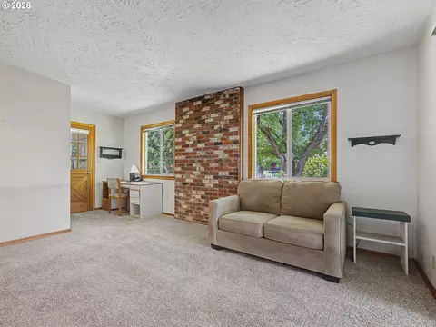 250 SE Juniper Ave, Gresham, OR 97080 photo 20