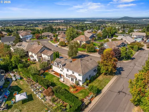 View/Area - 2440 NW 25th Ave, Camas, WA 98607 photo 3 of 4