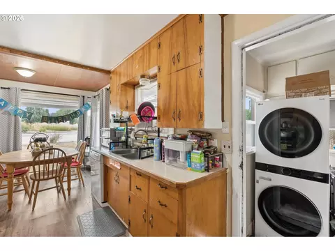 Other - 22222 SE Ash St, Gresham, OR 97030 photo 8 of 12