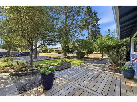 Other - 792 SE Cedar St, Dundee, OR 97115 photo 1 of 4