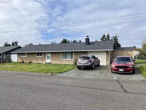 2385 19th St, Florence, OR 97439
