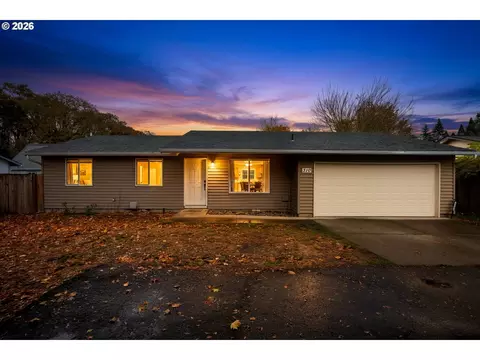 310 NE 34th Pl, Hillsboro, OR 97124