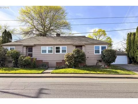 7020 NE Halsey St, Portland, OR 97213