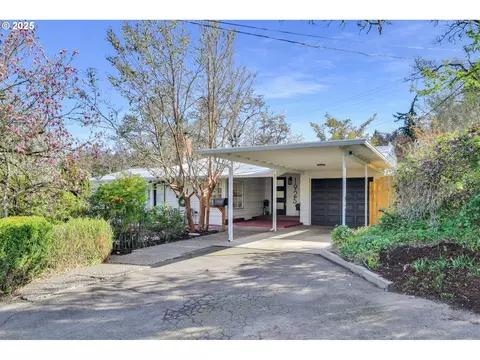 1925 E 26th Ave, Eugene, OR 97403