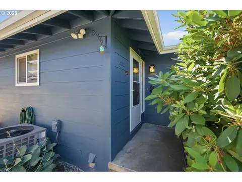 2122 NW 14th St, Gresham, OR 97030 photo 5