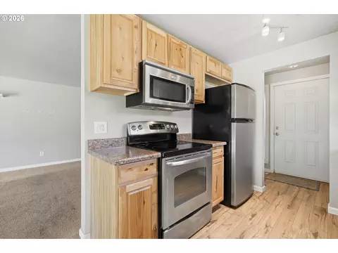 2122 NW 14th St, Gresham, OR 97030 photo 9