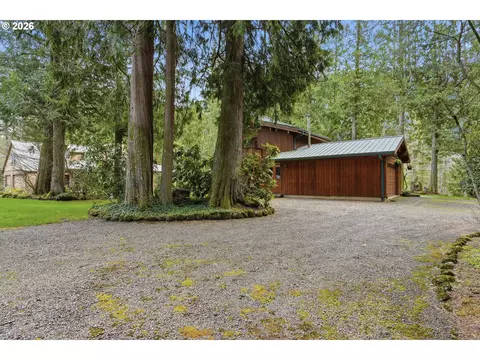 Exterior - 57206 E Marmot Rd, Sandy, OR 97055 photo 5 of 16