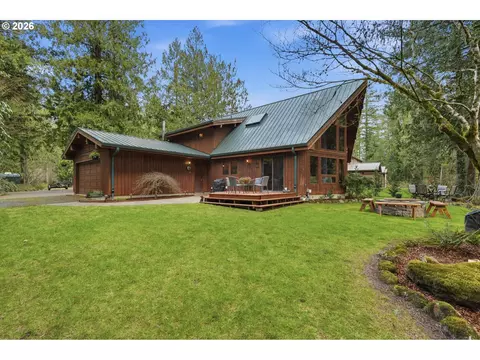 57206 E Marmot Rd, Sandy, OR 97055