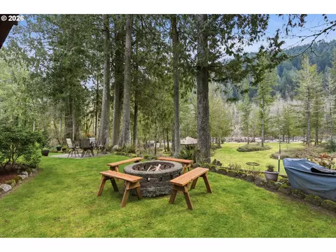 Exterior - 57206 E Marmot Rd, Sandy, OR 97055 photo 11 of 16