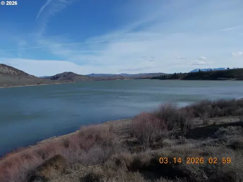 31849 Rice Rd, Unity, OR 97884
