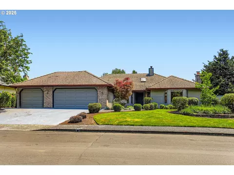 16003 NE 25th St, Vancouver, WA 98684