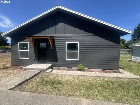 1801 Jackson Ave, La Grande, OR 97850