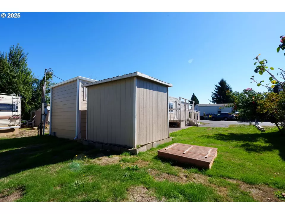  2400 SE Stratus Ave #33, Mcminnville, OR 97128 photo 5