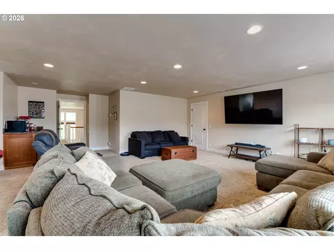 Other - 2251 Comstock Ave, Eugene, OR 97408 photo 9 of 12