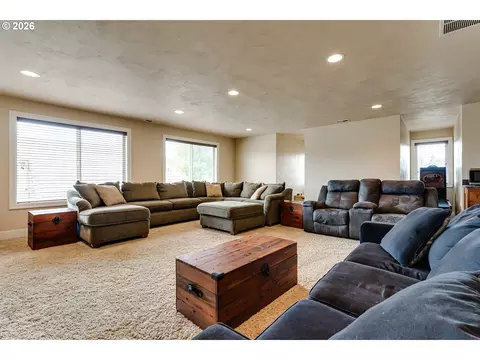 Other - 2251 Comstock Ave, Eugene, OR 97408 photo 10 of 12