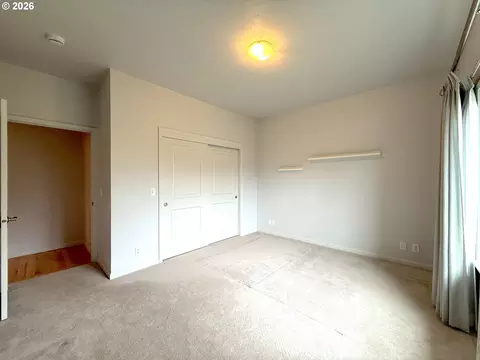 Bedroom - 2602 Cumberland Dr, Eugene, OR 97408 photo 4 of 5