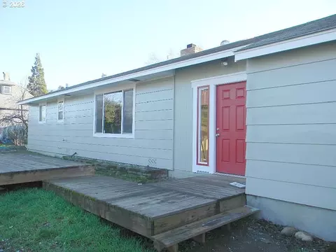 214 E 13th St, The Dalles, OR 97058