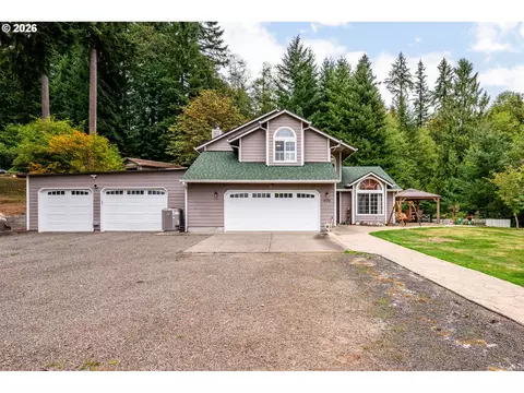 809 Melton Rd, Castle Rock, WA 98611