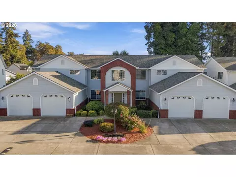 74 Weldwood Dr, Lebanon, OR 97355