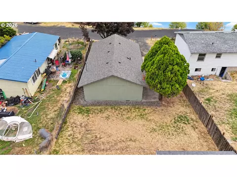 View/Area - 806 SW 15th St, Pendleton, OR 97801 photo 1 of 2