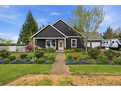 1153 Ash St, Dayton, OR 97114