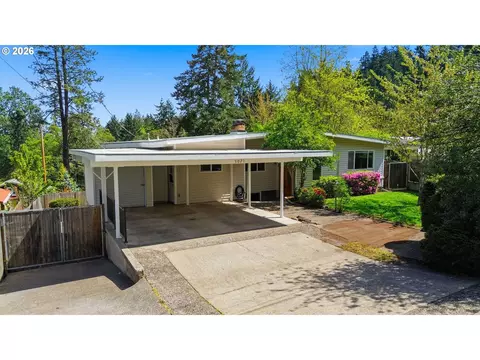 3021 Whitbeck Blvd, Eugene, OR 97405