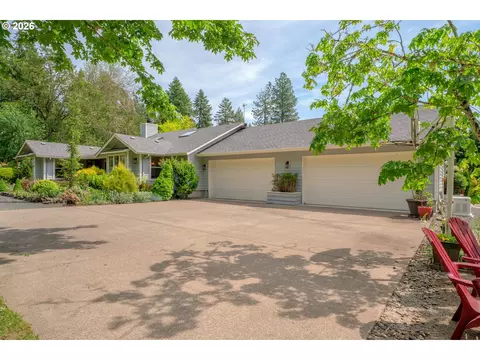 31338 Fox Hollow Rd, Eugene, OR 97405 photo 3