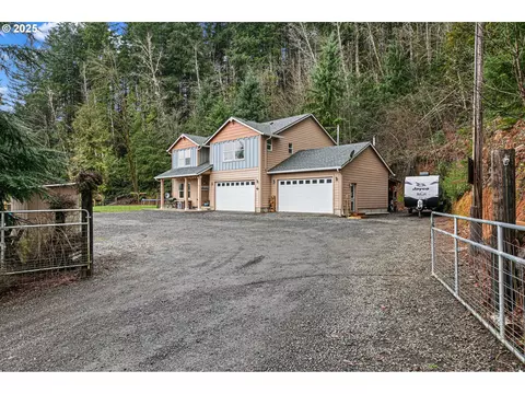 19473 Highway 36, Blachly, OR 97412