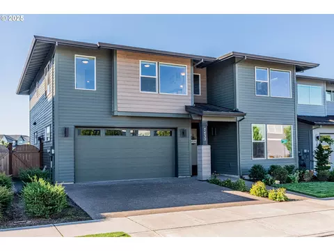 7432 SE Chinquapin Dr, Hillsboro, OR 97123